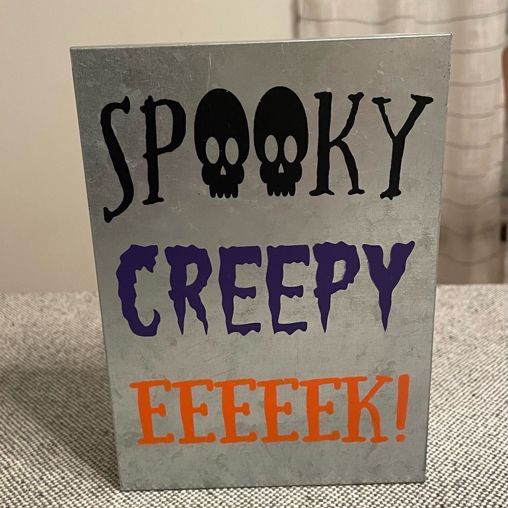 Spooky Creepy Eeeeek Stand Alone / Hanging Metal Halloween Sign